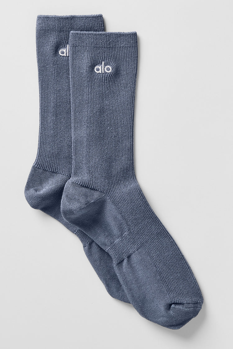 Unisex Discrete Crew Socks