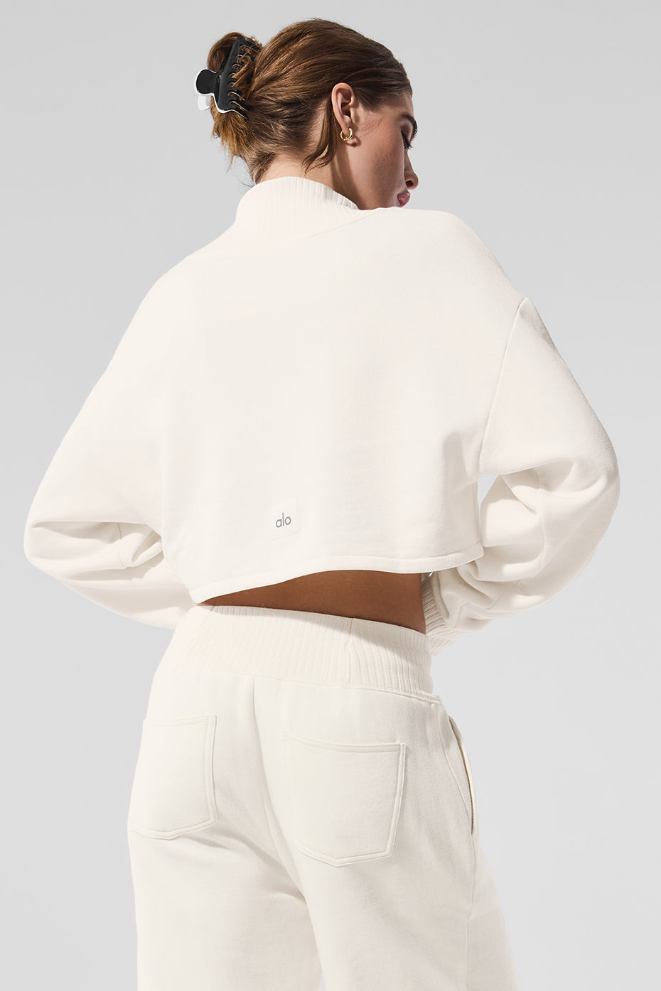 Serenity short cover-up sweater "OUT OF STOCK"