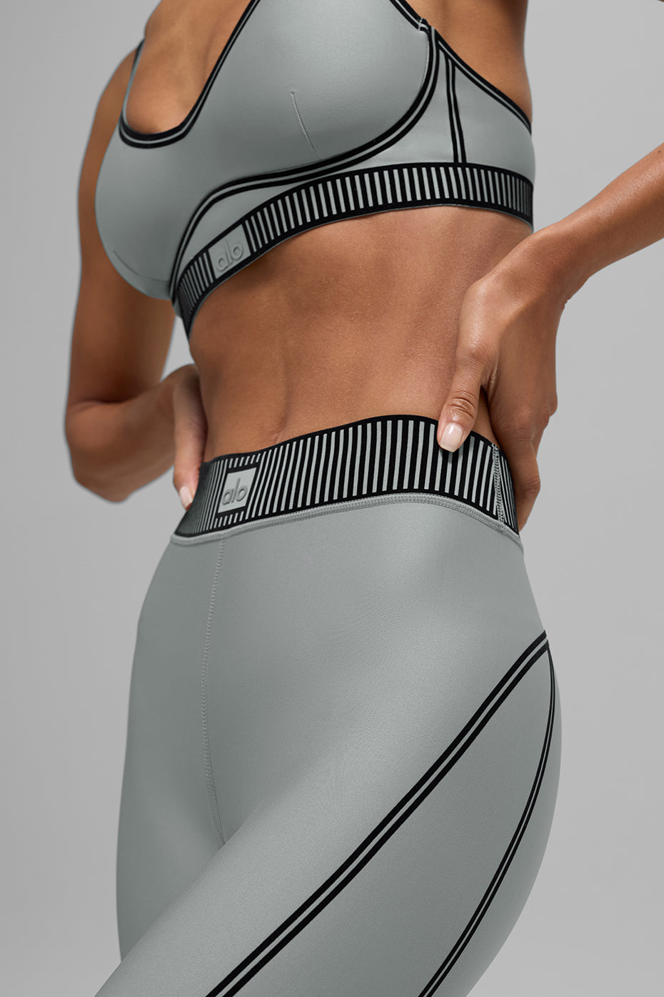 Leggings - Airlift 7/8 Line Up "best seller" "new"