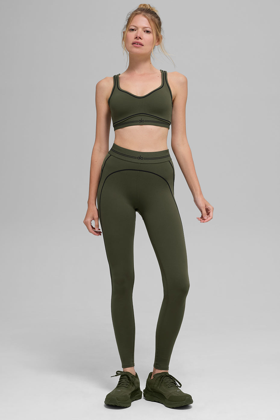 BRA + LEGGINGS - HEART THROB AIRBRUSH